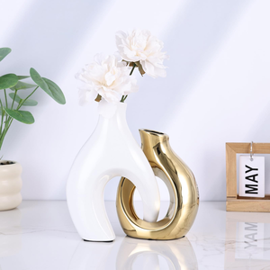 Vase de table moderne de luxe en céramique électroplaquée sur mesure, blanc et or, pour la maison et l'hôtel, pot décoratif pour fleurs - Product Image 5
