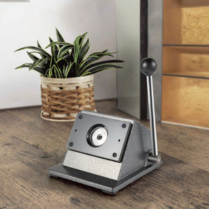 AIDARY OEM Nouveau Coupe-rond manuel de bureau pour métal et plastique, machine à découper les badges DIY 25MM-75MM, machine à découper le papier - Product Image 3