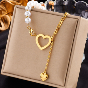 Heart Shape Pearl Chain Necklace Gold Asymmetrical Design Women's Everyday Wear - Product Image 1