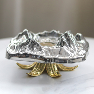 Posacenere Creativo <span class=keywords><strong>in</strong></span> Vetro e Metallo a Forma di <span class=keywords><strong>Montagna</strong></span> Innevata, Decorazione Artistica di Lusso <span class=keywords><strong>per</strong></span> <span class=keywords><strong>Casa</strong></span>, Club, Reception - Product Image 2