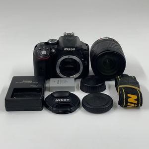Appareil photo <span class=keywords><strong>reflex</strong></span> numérique Nikon D5300 d'occasion en gros <span class=keywords><strong>avec</strong></span> objectif VR 18-105mm, 24,2MP, Wi-Fi intégré, GPS, qualité supérieure, reconditionné pour la revente - Product Image 6