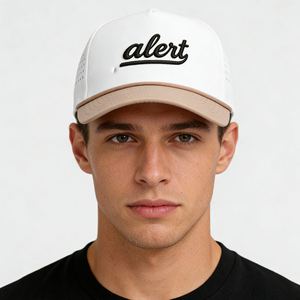 Nueva Gorra <span class=keywords><strong>de</strong></span> Golf <span class=keywords><strong>de</strong></span> Moda Personalizada con Logotipo Bordado en 3D, 5 Paneles, Poliéster, Perforada, con Cierre a Presión, Gorra <span class=keywords><strong>de</strong></span> Béisbol - Product Image 3
