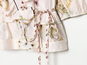 Kemeja wanita model baru 2026, gaya kasual dan modis, kerah V, motif print, tali serut, retro, chic, lengan pendek. - Product Image 5