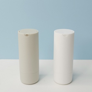 25ml 45ml Round Rotary Airless <b>Bottle</b> White Cosmetic Twist up <b>Bottle</b> Cosmetic Airless <b>Pump</b> <b>Bottle</b> - Product Image 4