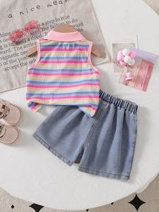 Completo da <span class=keywords><strong>bambina</strong></span> 2026 in stile western: Top a righe con risvolto e pantaloncini in denim con orlo floreale ricamato irregolare - Abbigliamento per bambine - Product Image 2