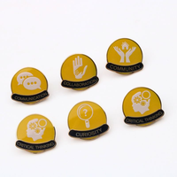 Épingles de revers en émail personnalisées, badges en métal à design personnalisé, machine à fabriquer des badges en émail avec impression UV, pour dessins animés et logos, machine à fabriquer des épingles en émail mignonnes sur le thème de l'anime