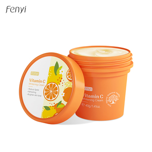 Crème hydratante éclaircissante et raffermissante pour le visage, anti-âge, anti-rides, au collagène et à la vitamine C - Product Image 1