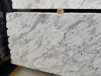 Современный натуральный камень, гранит River White, плита с крупным зубчатым нарезом, оптовая продажа для шкафов, столешниц, лестниц