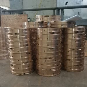 Manguito de eje de fundición centrífuga de bronce C86300 hecho con precisión diseñado para un rendimiento óptimo y una larga vida útil - Product Image 3