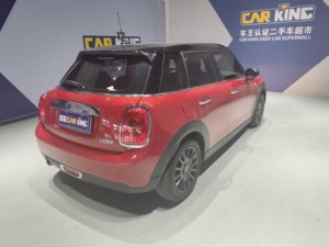 BMW <span class=keywords><strong>MINI</strong></span> Modelo <span class=keywords><strong>2018</strong></span> 1.5T <span class=keywords><strong>COOPER</strong></span> SUV de Cinco <span class=keywords><strong>Puertas</strong></span> con Transmisión Automática, Asientos de Cuero, Faros LED, Techo Corredizo, Tracción en las Cuatro Ruedas, Volante a la Izquierda - Product Image 5
