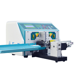 Machine automatique à grande vitesse pour le dénudage de câbles et le torsion de 2 fils - Product Image 1