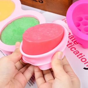 Moule en silicone personnalisé pour la fabrication de savons ovales créatifs à bulles massantes, 4 cavités, vente en gros, DIY - Product Image 6