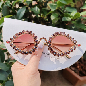 다이아몬드 고양이 눈 선글라스 하이 퀄리티 메탈 남여 공용 오션 렌즈 색상 인기 Lunette De Soleil - Product Image 1