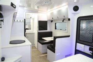 Camioneta <span class=keywords><strong>Iveco</strong></span> Expedition 4X4 2025, Remolque Camper, Autocaravana Nueva, Estándar Australiano y Europeo, Viajes de Camping, Material de Aluminio Duradero - Product Image 2