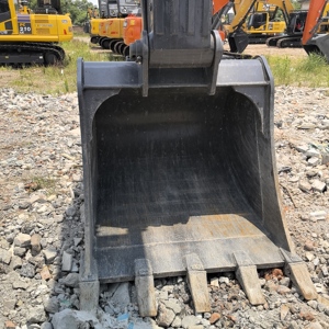 Excavatrice sur chenilles d'occasion VOLVO EC360 en bon état de marche, machine fiable pour travaux lourds et terrassement, prête à l'emploi dans l'exploitation minière - Product Image 6