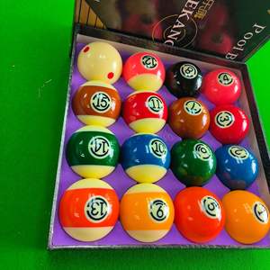 Juego de Bolas de Billar Yalekang de 16 Colores, Bolas de Billar de Resina Estilo Americano para Uso Amateur - Product Image 2