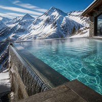 Piscine à débordement transparente de luxe SH.YKL en acrylique coulé, sur mesure, pour extérieur, recyclable, protection UV, paroi en verre de 8 mm