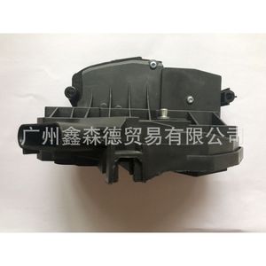 กุ้ยโจว ซินเซนเด ดอร์ล็อค AE8Z-5421813-D BE8Z-5421812-B สำหรับฟอร์ด อะไหล่ซ่อมแซม - Product Image 1