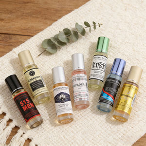 HANNA'S SECRET 15ml Huile de parfum roll-on aux 8 types de fragrances boisées mélangées, format voyage, flacon en verre, parfum pour homme - Product Image 1