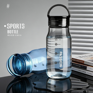 Bouteille d'eau en plastique de luxe 400 ml 2026 avec logo personnalisable, poignée transparente, pour étudiants, gym et sport - Product Image 4