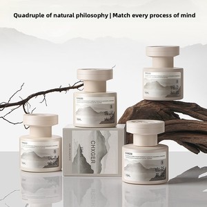 2025 cao cấp bền vững hiện đại chai thủy tinh xe làm mát không khí mô hình mới Nội Thất Hương thơm lâu dài thông hoa ghi chú - Product Image 4