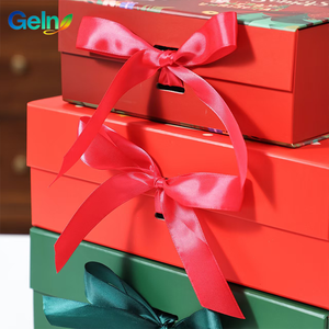 Caja de Regalo Magnética Cuadrada Personalizada al por Mayor, Disponible en Stock, de Cartón Rígido Reciclado de 2mm, con Acabado Mate y Cinta en Relieve - Product Image 4