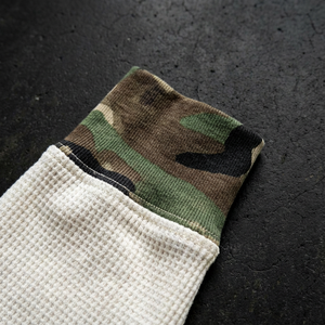 맞춤형 남성 빈티지 헤비웨이트 긴팔 크루넥 100% 면 이중 레이어 루즈핏 기하학 패턴 티셔츠 - Product Image 5