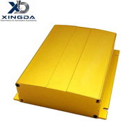 Boîtier en aluminium anodisé doré extrudé avec embases de montage latérales pour module de contrôle de circuit imprimé, boîtier de protection