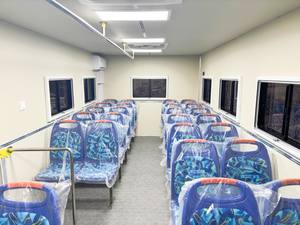 Camion de transport de passagers spécial 1suzu 6*4, grand véhicule de transport de personnel de 15 à 17 places, type de carrosserie de camion de transport de marchandises, personnalisation - Product Image 4