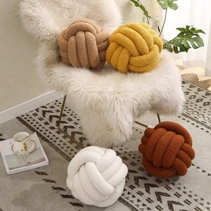Oreiller Boule de noeud, oreiller de balle noue | coussin de canap En velours d'agneau tiss La Main - Product Image 3