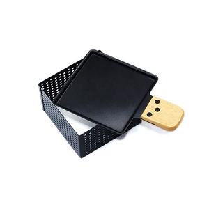 Ragoût — Pot à mélanger au chocolat, poignée en bois anti adhésive, carrée, Mini au fromage fondant - Product Image 2