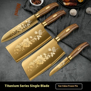 Juego de cuchillos de cocina chapados en titanio con exquisito grabado de rosas Perfecto para chefs profesionales y cocineros caseros que buscan - Product Image 4