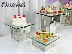 Support de Buffet Surélevé <span class=keywords><strong>en</strong></span> Acier Inoxydable Argenté Onawei pour Hôtels et Services de Pâtisserie – Équipement de Buffet Arabe de Dubaï - Product Image 1