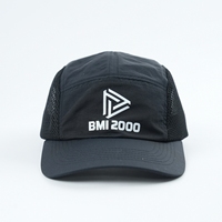 100% Nylon Mesh Respirant Impression Logo Séchage Rapide Unisexe Running Caps Personnalisation Bord Incurvé Extérieur 5 Panneau Camp Cap