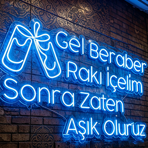 Enseigne néon extérieure moderne personnalisée IP67 gratuite – Lumière murale LED personnalisée pour chambre et fêtes, sans frais de conception, décor dimmable - Product Image 1