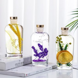 Diffuseur de parfum à roseaux en verre rectangulaire étroit de 175 ml avec fleurs naturelles flottantes, parfum longue durée, décoration de maison - Product Image 2