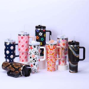 2025 nouveau gros 40oz 304 acier inoxydable isolé sous vide Thermos gobelet mignon dessin animé conception poignée paille Portable - Product Image 1