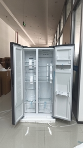 X Factory Inventory of 560L Household <b>Refrigerators</b>, With a Double Door <b>Refrigerator</b> Water Dispenser Function French Refrigerato - Product Image 5