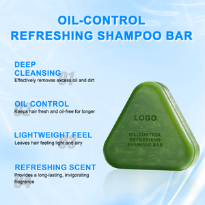 Savon <span class=keywords><strong>Solide</strong></span> Artisanal Vert à l'Huile d'Arbre à Thé, Charbon Actif et Acide Salicylique – <span class=keywords><strong>Lissant</strong></span>, Hydratant, Anti-Pelliculaire pour Cheveux Gras - Product Image 2