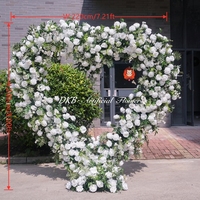 Arco de flores artificiales en forma de corazón para bodas al aire libre, arco floral con rosas blancas y hojas verdes, decoración de fondo para despedida de soltera.
