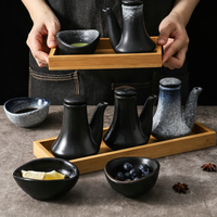 Bouteille distributrice de sauce soja en céramique de style japonais, bouteille de vinaigre, plat à condiments, plat à accompagnement, plat à sauce pour trempette
