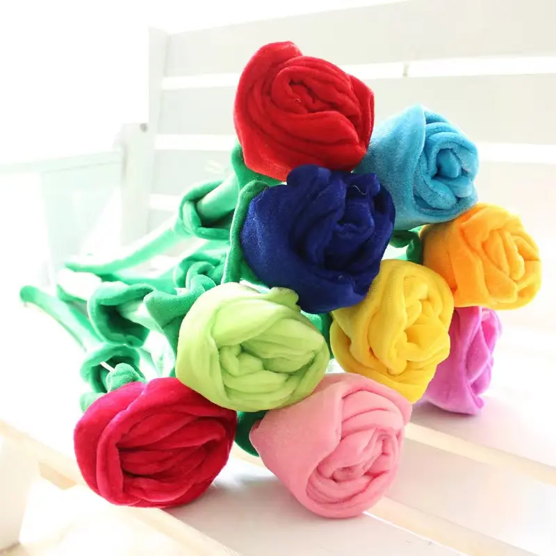 Wholesale Valentine's Day Gift Artificial Flower Wool Finished Products Crochet Flower Hand Knitted Flower