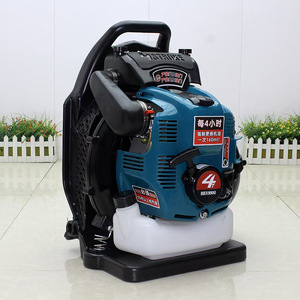 Souffleur à dos thermique 4 temps BBX9900 de qualité professionnelle, vitesse de soufflage de 210 mph pour l'entretien des pelouses, des jardins et le déneigement - Product Image 2