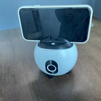 Bâton de selfie de suivi de visage très sensible avec support de téléphone à cardan à 360 degrés pour appareils mobiles