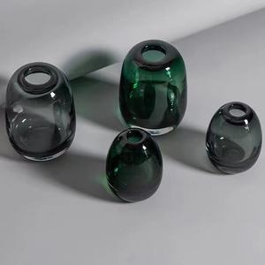 Vase en verre hydroponique minimaliste moderne Vase à fleurs de table Décoration de haute qualité - Product Image 5