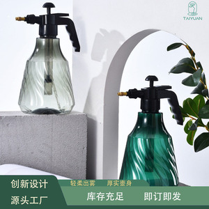 เครื่องพ่นยาไท่หยวน สีเขียวหยัก 1.5 ลิตร หัวฉีดปรับได้ด้วยมือ สำหรับรดน้ำต้นไม้ในสวน - Product Image 5