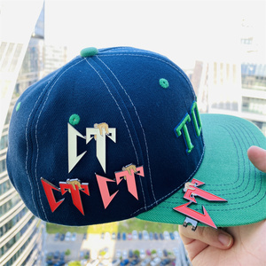 定制框架帽夹热卖框架销边框帽子销廉价框架安装帽子销带钻石接受OEM/ODM - Product Image 2