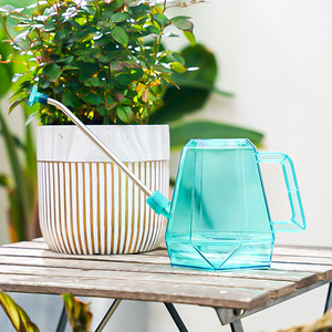 Regadera Transparente con Boquilla Larga para Jardinería, Herramienta de Riego de Plástico Resistente - Product Image 2