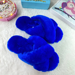 Sandalias de Mujer con Tiras Cruzadas de Lana / Sandalias Deslizantes de Felpa Tipo Uggs - Plataforma Plana para Exteriores - Pantuflas de Felpa con Suela Plana - Product Image 5