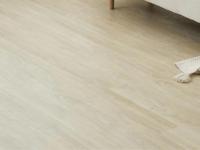 SPC de 6 mm, Grado Comercial, Aspecto de Piedra Blanca Mate, AC4, Alto Tráfico, para Hoteles y Centros Comerciales, WYRAX